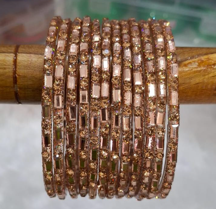 Gold mixing glass Bangle