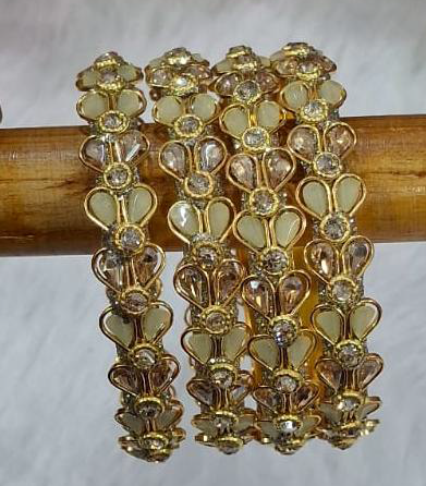 Kundan Bangles